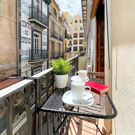 Modern Flat By Mercado Central In Ciutat Vella Valencia Exterior photo